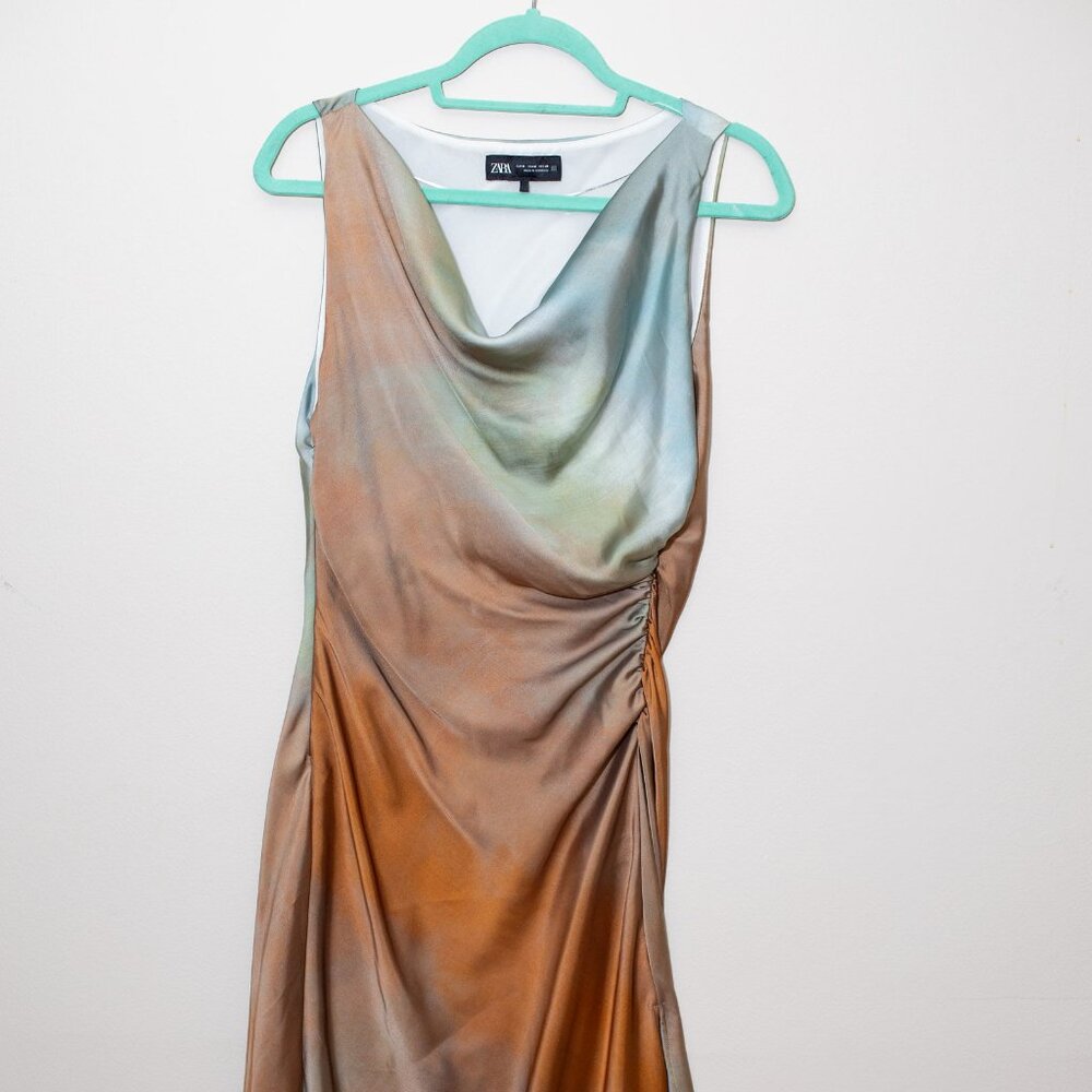 Zara-TIE-DYE-PRINT-MIDI-DRESS - Picture 3 of 3